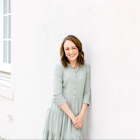 Meet your Posher, Kelsey - Picture 1 of 1